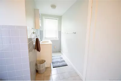 1360 Beulah Court, Baldwin, NY 11510 - Photo 28
