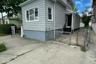 839 Clarence Ave, Bronx, NY 10465 - Photo 1