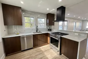 2676 Johnson Pl, Baldwin, NY 11510 - Photo 2