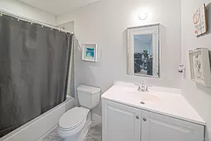 187 Hallock St, Riverhead, NY 11901 - Photo 20