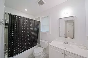 187 Hallock St, Riverhead, NY 11901 - Photo 30