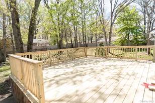 981 Connetquot Ave, Central Islip, NY 11722 - Photo 16