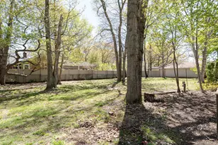 981 Connetquot Ave, Central Islip, NY 11722 - Photo 18
