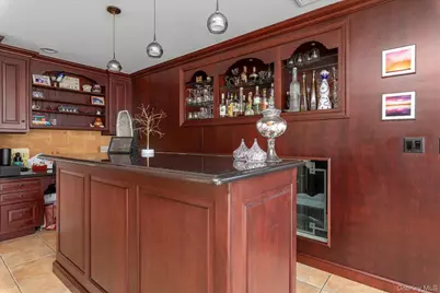 3390 Hewlett Avenue, Merrick, NY 11566 - Photo 14