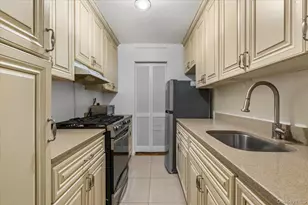 65-15 Alderton St, Rego Park, NY 11374 - Photo 6