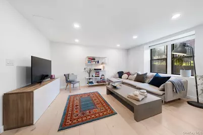 30 Windsor Terrace #AA1, White Plains, NY 10601 - Photo 2