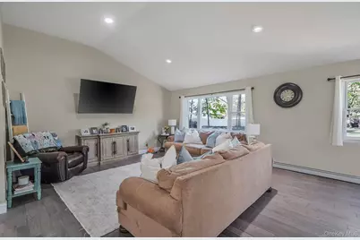 14 Estates Drive, Port Jefferson Station, NY 11776 - Photo 12