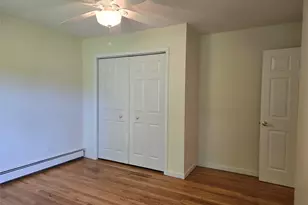2758 N Cedar Ave, Ronkonkoma, NY 11779 - Photo 14