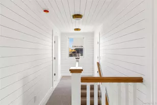 105 Clipper Rd, Corneille Estates, NY 11770 - Photo 24