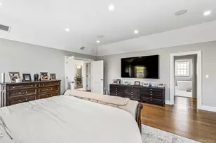 25 Boyd Dr, Westbury, NY 11590 - Photo 20