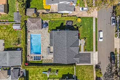 25 Boyd Drive, Westbury, NY 11590 - Photo 2