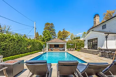 25 Boyd Drive, Westbury, NY 11590 - Photo 32