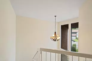 90 Foxwood Dr, Jericho, NY 11753 - Photo 18