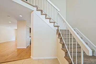 90 Foxwood Drive, Jericho, NY 11753 - Photo 2