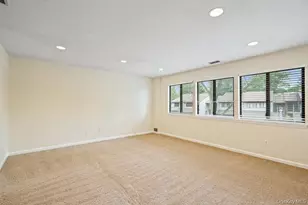 90 Foxwood Dr, Jericho, NY 11753 - Photo 14
