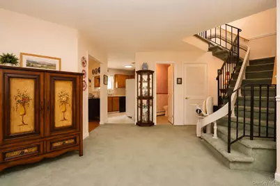 714 Hewitt Lane, New Windsor, NY 12553 - Photo 18