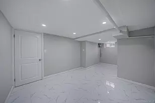 127-01 89th Ave, Richmond Hill, NY 11418 - Photo 18