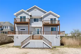818 Dune Rd, Westhampton Beach, NY 11978 - Photo 2