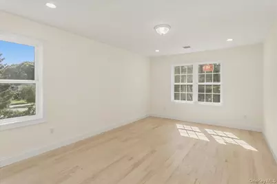 833 Cleveland Street, West Hempstead, NY 11552 - Photo 28