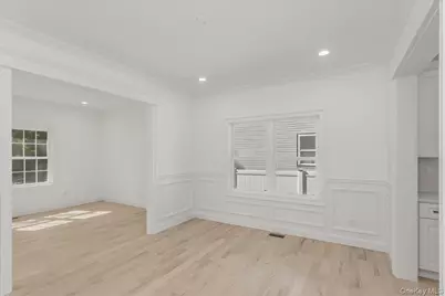 833 Cleveland Street, West Hempstead, NY 11552 - Photo 10