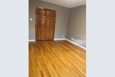 5314 194th Street, Fresh Meadows, NY 11365 - Photo 4