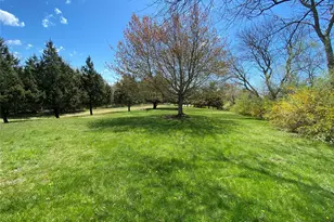 100 Sound Dr, Greenport, NY 11944 - Photo 4