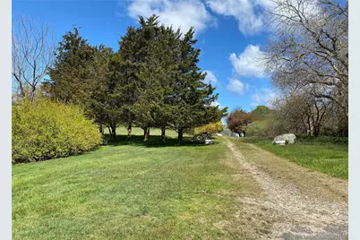 100 Sound Drive, Greenport, NY 11944 - Photo 2
