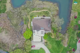 5 Kew Ct, Northport, NY 11768 - Photo 2