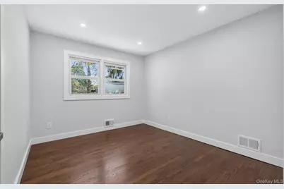 436 15th Street, West Babylon, NY 11704 - Photo 20