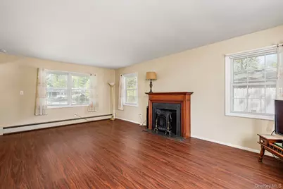 35 Spencer Lane, Stony Brook, NY 11790 - Photo 6