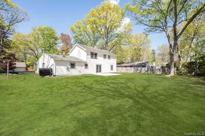 35 Spencer Lane, Stony Brook, NY 11790 - Photo 32