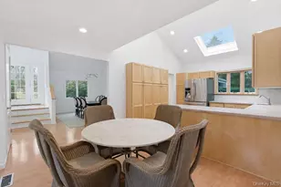 24 Liberty St, Westhampton Beach, NY 11978 - Photo 8