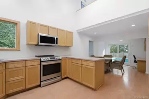 24 Liberty St, Westhampton Beach, NY 11978 - Photo 6