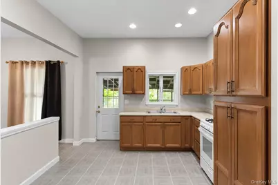 121 Broadway, Haverstraw, NY 10927 - Photo 4