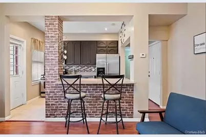 951 E 221st Street, Bronx, NY 10469 - Photo 4