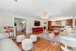 25 Montrose Ct, Roslyn, NY 11576 - Photo 6