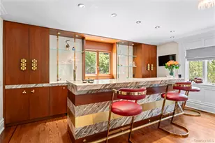 25 Montrose Ct, Roslyn, NY 11576 - Photo 8