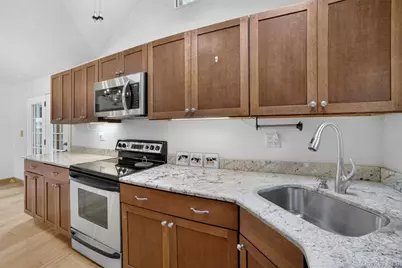 37 Hollowbrook Lane, Cortlandt Manor, NY 10567 - Photo 10