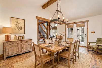 37 Hollowbrook Lane, Cortlandt Manor, NY 10567 - Photo 6