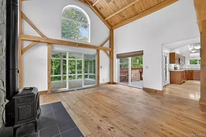 37 Hollowbrook Lane, Cortlandt Manor, NY 10567 - Photo 12