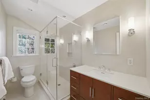 11 White Plains Rd, Bronxville, NY 10708 - Photo 10