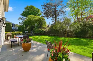 11 White Plains Rd, Bronxville, NY 10708 - Photo 26
