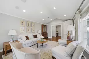 11 White Plains Rd, Bronxville, NY 10708 - Photo 8