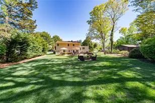 7 Ursular Ct, Smithtown, NY 11787 - Photo 26