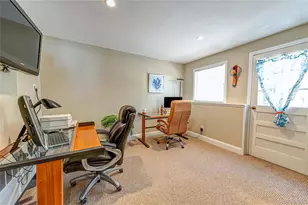 7 Ursular Ct, Smithtown, NY 11787 - Photo 18
