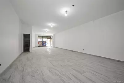 880 Glenmore Avenue #Storefront, Brooklyn, NY 11208 - Photo 2