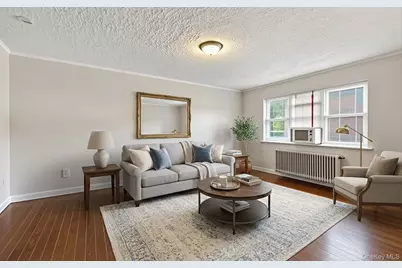 28 Linden Street, Great Neck, NY 11021 - Photo 10