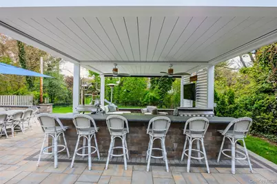 10 Oak Brook Lane, Merrick, NY 11566 - Photo 10