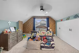 10 Oak Brook Ln, Merrick, NY 11566 - Photo 36