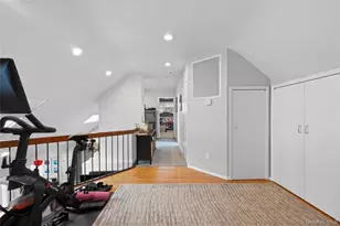 10 Oak Brook Ln, Merrick, NY 11566 - Photo 40